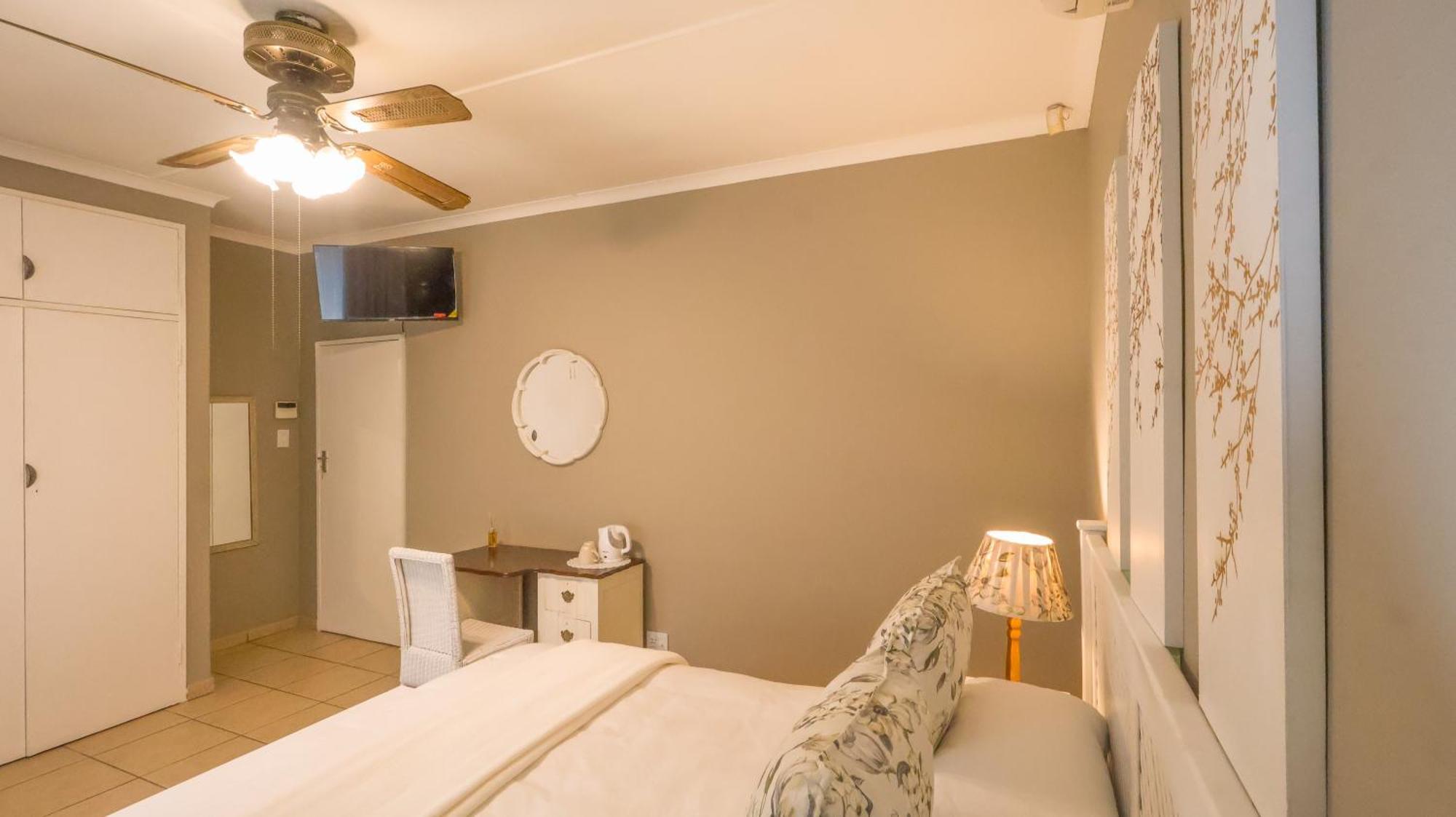 Stay At Percy Self Catering House Mbombela Extérieur photo