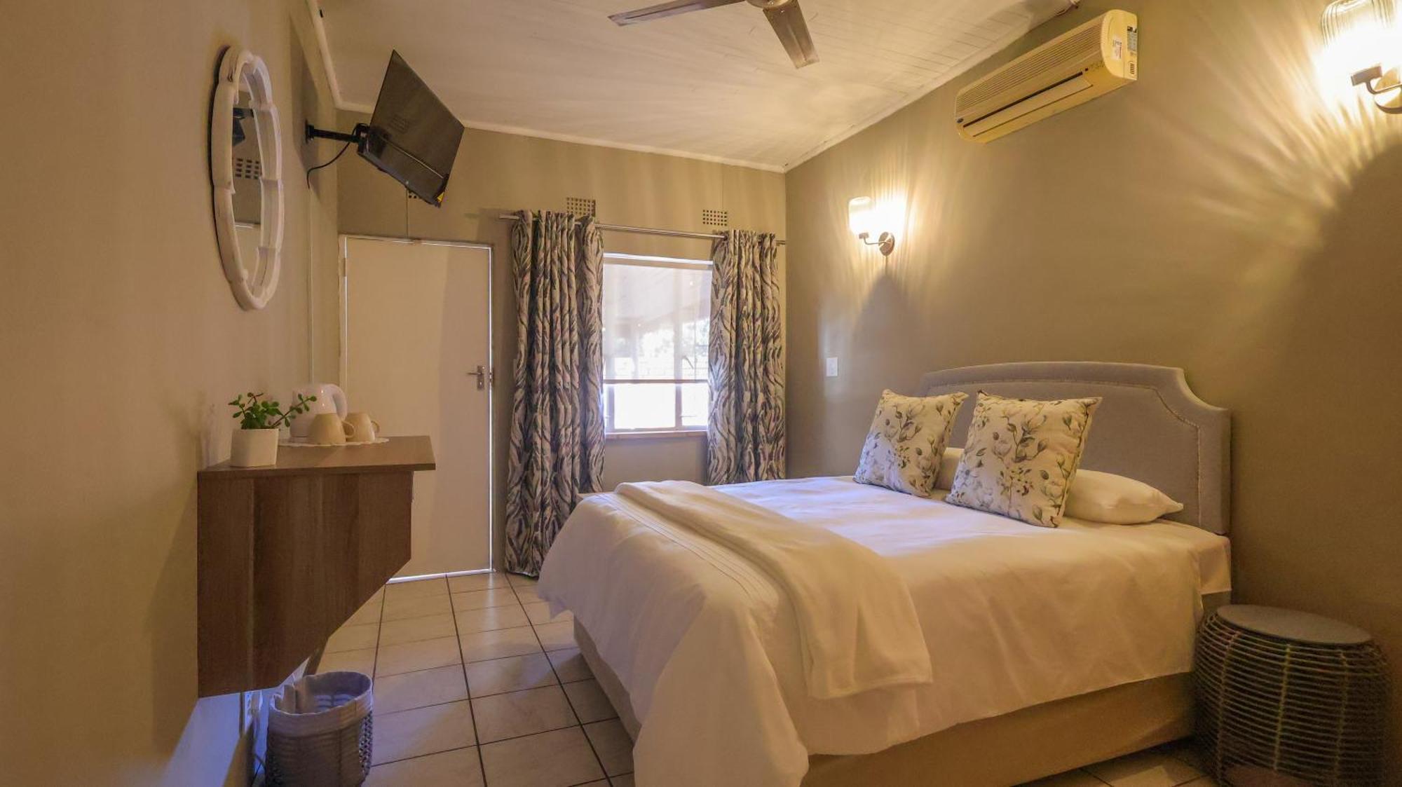 Stay At Percy Self Catering House Mbombela Extérieur photo